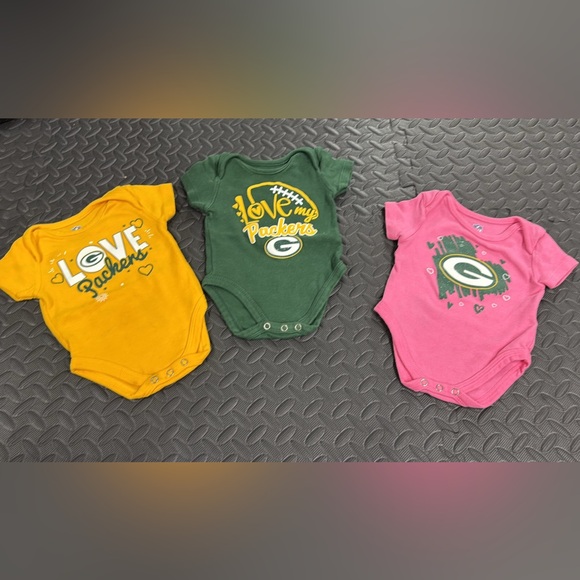 NFL Green and Yellow Bodysuits for Little Fans - Picture 1 of 8